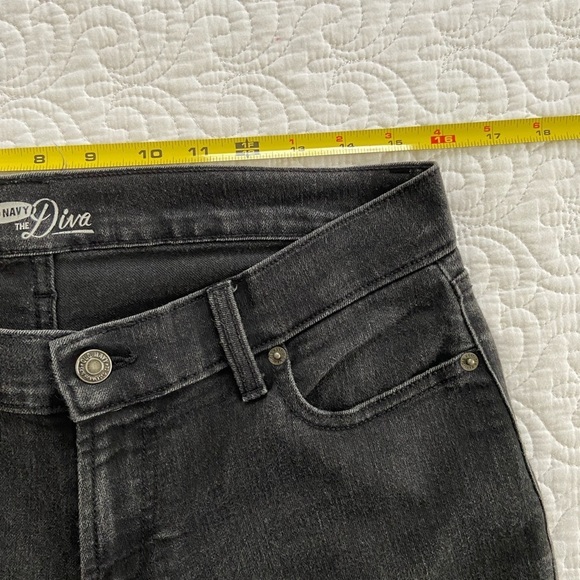 Old Navy Black Diva Skinny Jeans - Picture 6 of 9